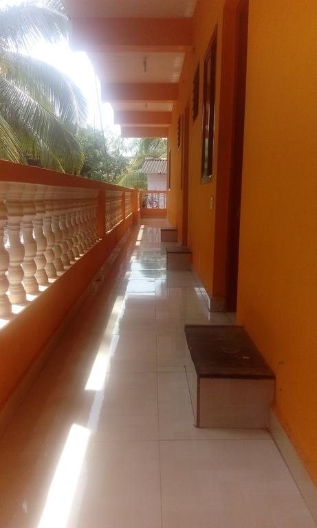 Radhabai Guest House アランボル エクステリア 写真